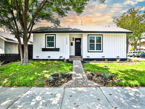 1725 W Beacon   Avenue, Anaheim, CA