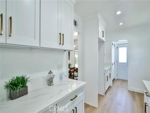 1725 W Beacon   Avenue, Anaheim, CA