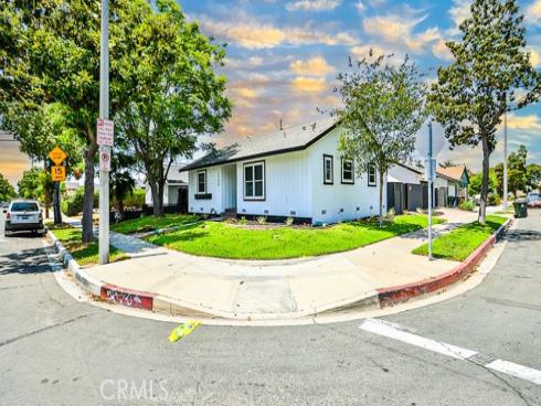 1725 W Beacon   Avenue, Anaheim, CA