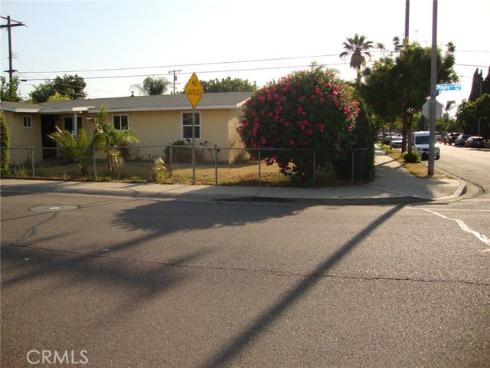 2100 W Dogwood   Avenue, Anaheim, CA