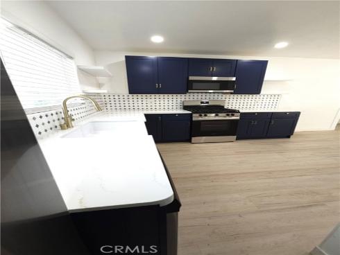 215 N Olive Street, Anaheim, CA