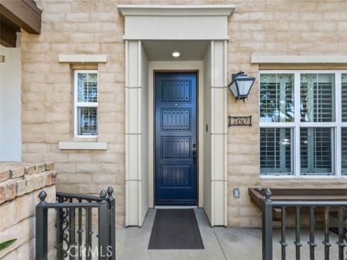 760 S Olive Street, Anaheim, CA