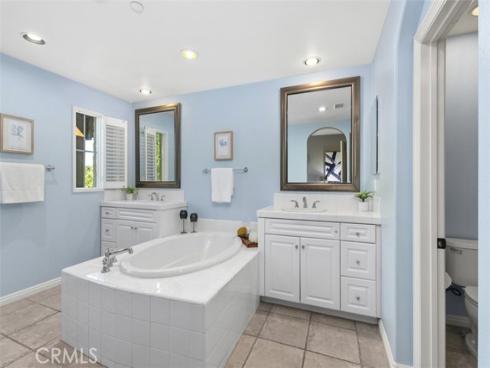 760 S Olive Street, Anaheim, CA