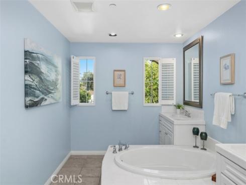 760 S Olive Street, Anaheim, CA