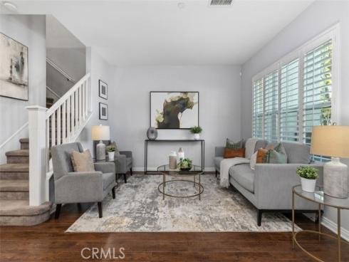 760 S Olive Street, Anaheim, CA