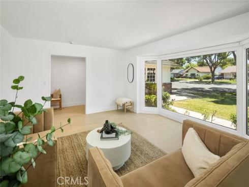 1537 W Laster Avenue, Anaheim, CA