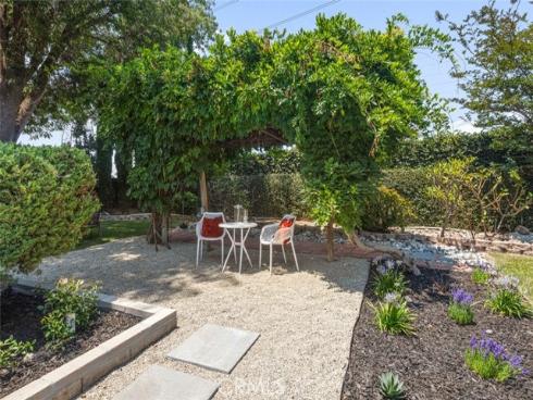 1537 W Laster Avenue, Anaheim, CA