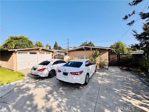 2362 W Mall Avenue, Anaheim, CA