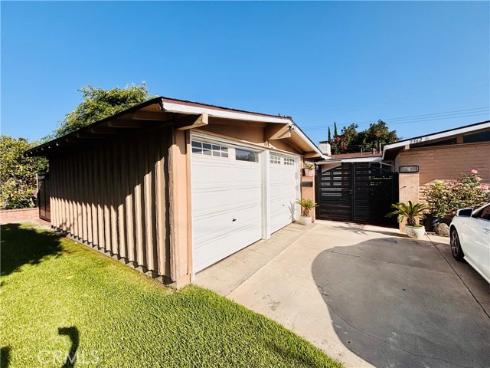 2362 W Mall Avenue, Anaheim, CA