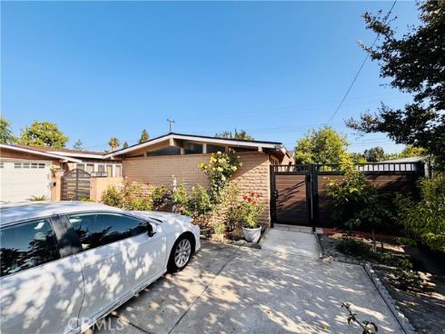 2362 W Mall Avenue, Anaheim, CA