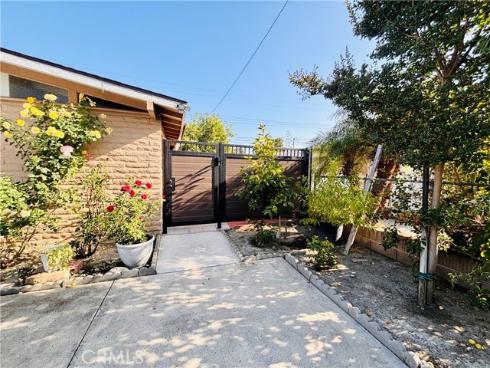 2362 W Mall Avenue, Anaheim, CA