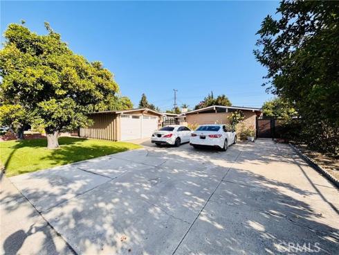 2362 W Mall Avenue, Anaheim, CA