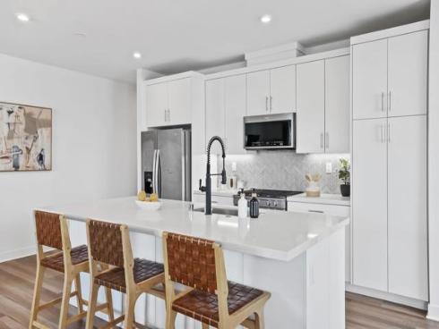 1531 W Bushell , Anaheim, CA