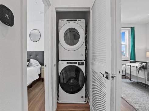 1531 W Bushell , Anaheim, CA