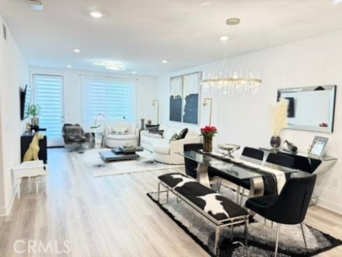 1891 S Union 111 Street, Anaheim, CA