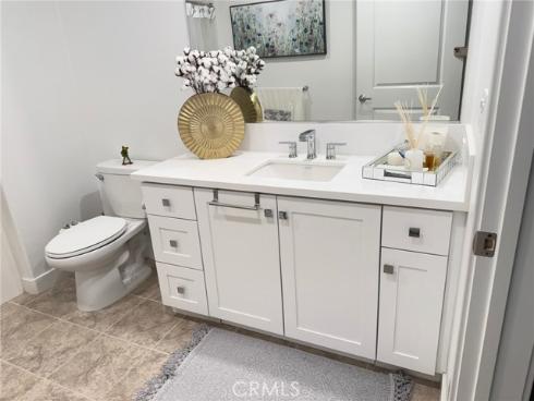 1891 S Union 111 Street, Anaheim, CA