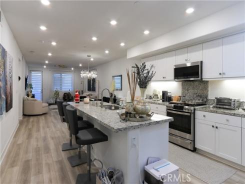 1891 S Union 111 Street, Anaheim, CA