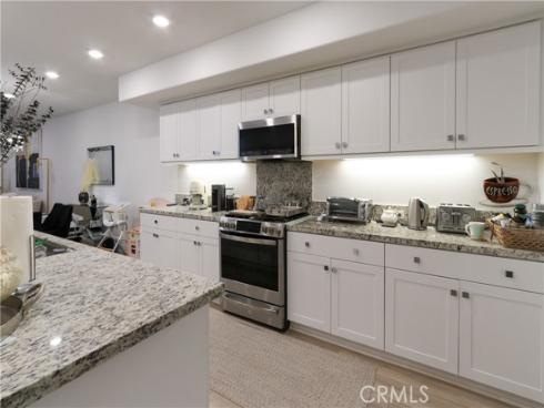 1891 S Union 111 Street, Anaheim, CA