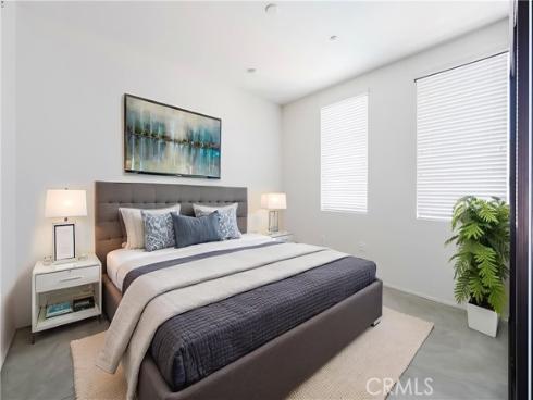 435 W Center Street 429 , Anaheim, CA