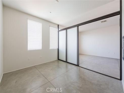 435 W Center Street 429 , Anaheim, CA