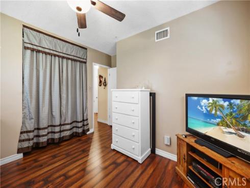 1131 W Beacon   Avenue, Anaheim, CA