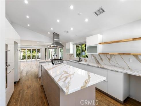 5997 E Calle Principia , Anaheim, CA