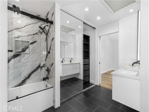 5997 E Calle Principia , Anaheim, CA