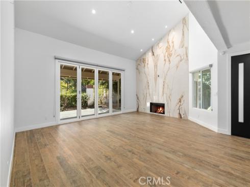 5997 E Calle Principia , Anaheim, CA