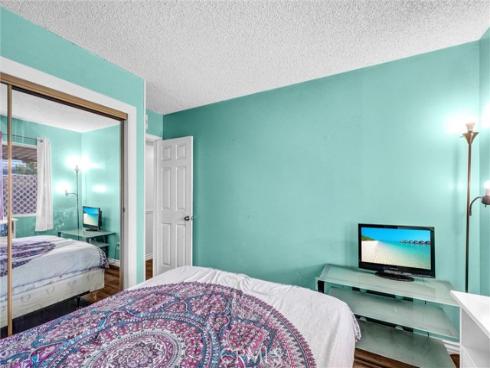 1101 S Clifpark Circle, Anaheim, CA