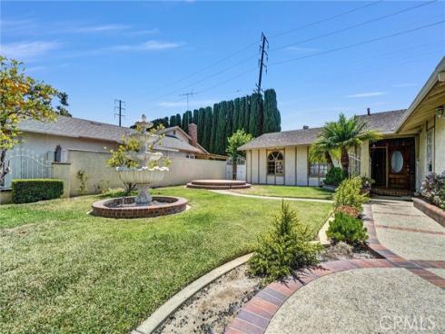 1101 S Clifpark Circle, Anaheim, CA