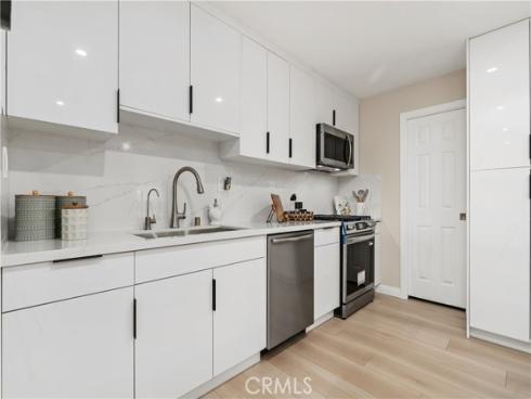 3213 W Sunview Drive, Anaheim, CA