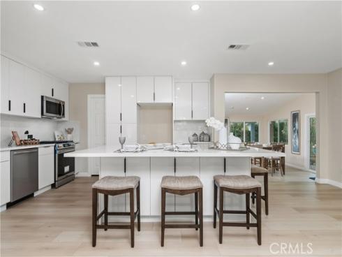 3213 W Sunview Drive, Anaheim, CA