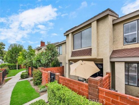 827 W. Orangewood Avenue