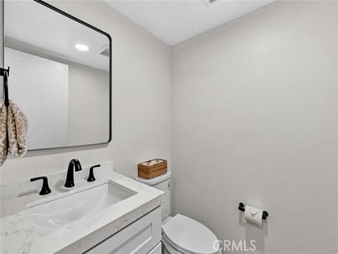 827 W Orangewood Avenue, Anaheim, CA