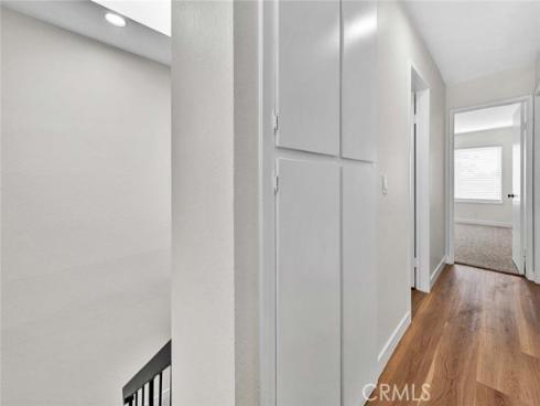 827 W Orangewood Avenue, Anaheim, CA