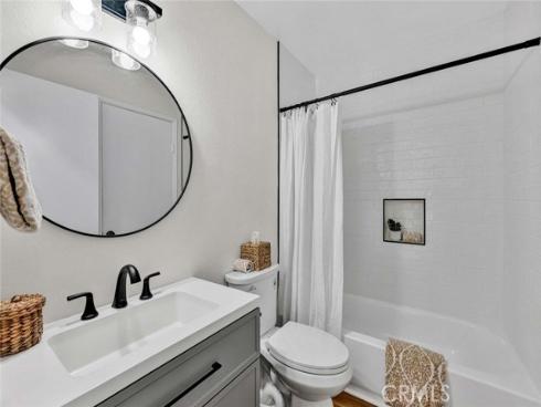 827 W Orangewood Avenue, Anaheim, CA