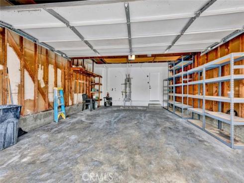 827 W Orangewood Avenue, Anaheim, CA