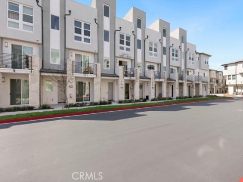 1818 W. Bushell Street