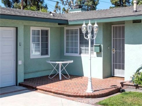 1984 W Catalpa   Avenue, Anaheim, CA