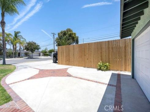 1984 W Catalpa   Avenue, Anaheim, CA