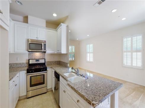 651 E Valencia Street, Anaheim, CA