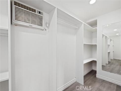 930 S Emerald Street, Anaheim, CA