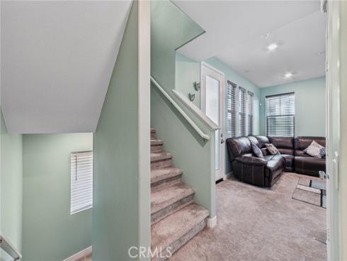 1040 N Anaheim  1  Boulevard, Anaheim, CA