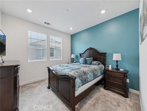 1040 N Anaheim  1  Boulevard, Anaheim, CA