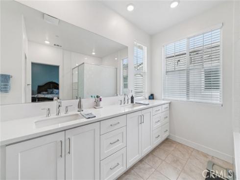 1040 N Anaheim  1  Boulevard, Anaheim, CA