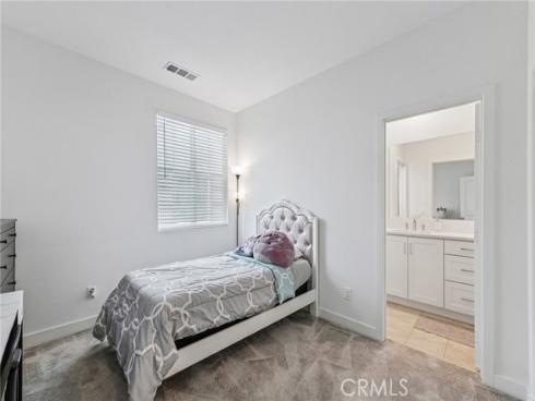 1040 N Anaheim  1  Boulevard, Anaheim, CA