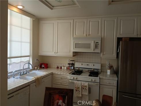 335 W Summerfield Circle, Anaheim, CA