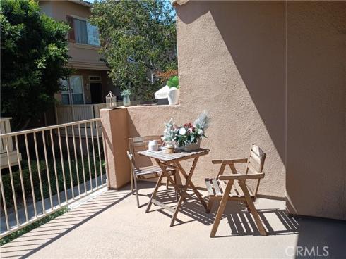 335 W Summerfield Circle, Anaheim, CA