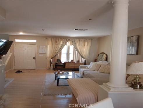 335 W Summerfield Circle, Anaheim, CA