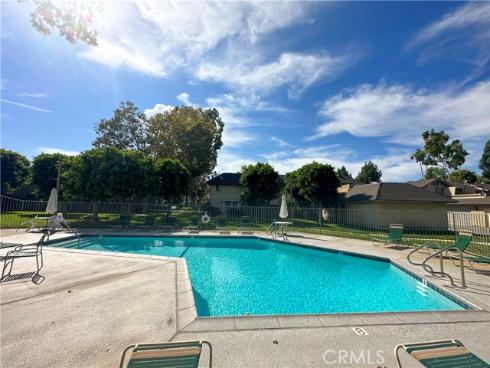 958 South Crossbow Lane 8 , Anaheim, CA
